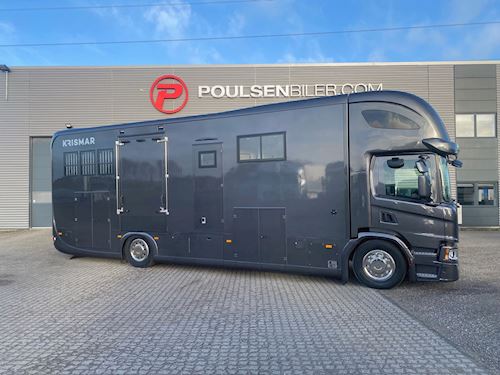 Scania P410 Krismar Professional, Hestetransporter